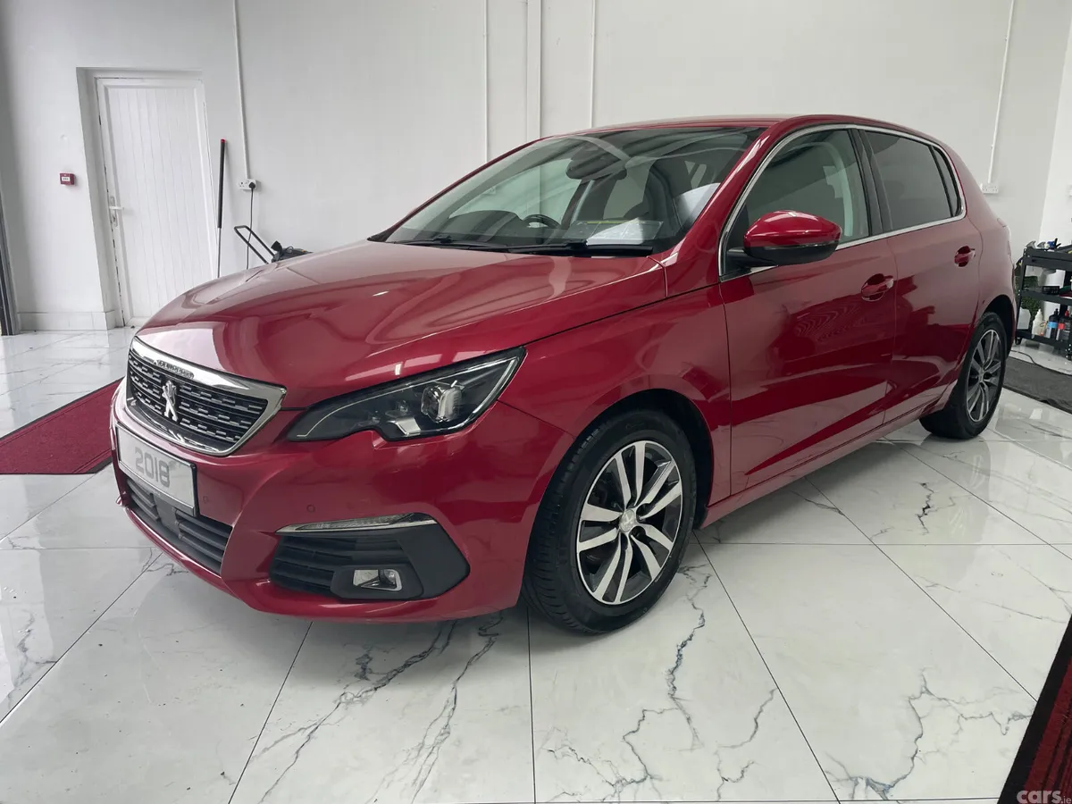 Peugeot 308 Hatchback, Diesel, 2018, Red