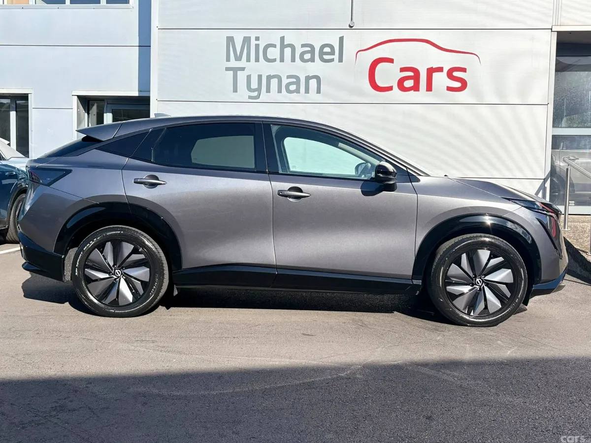 Nissan Ariya SUV, Electric, 2024, Grey