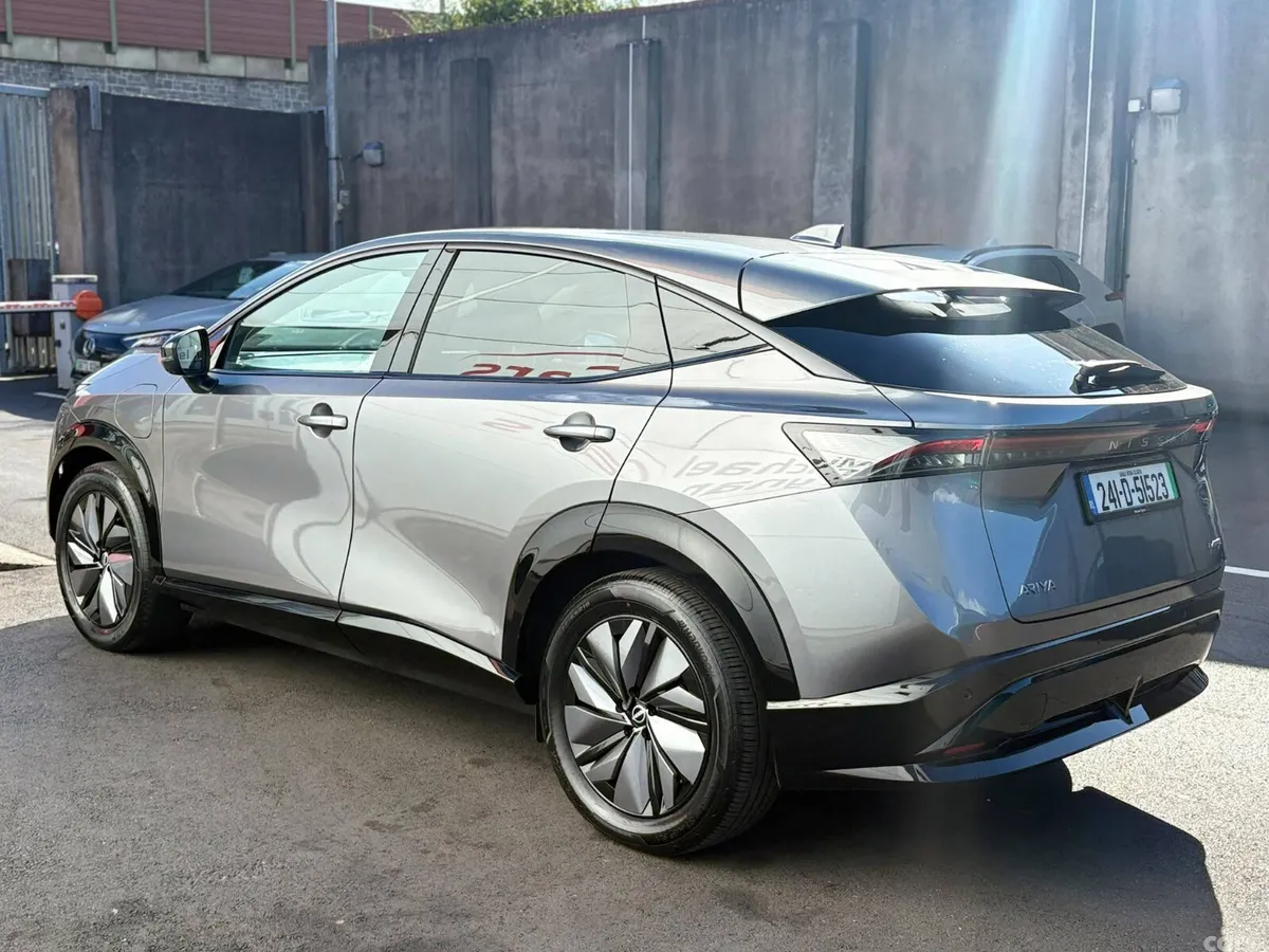 Nissan Ariya SUV, Electric, 2024, Grey