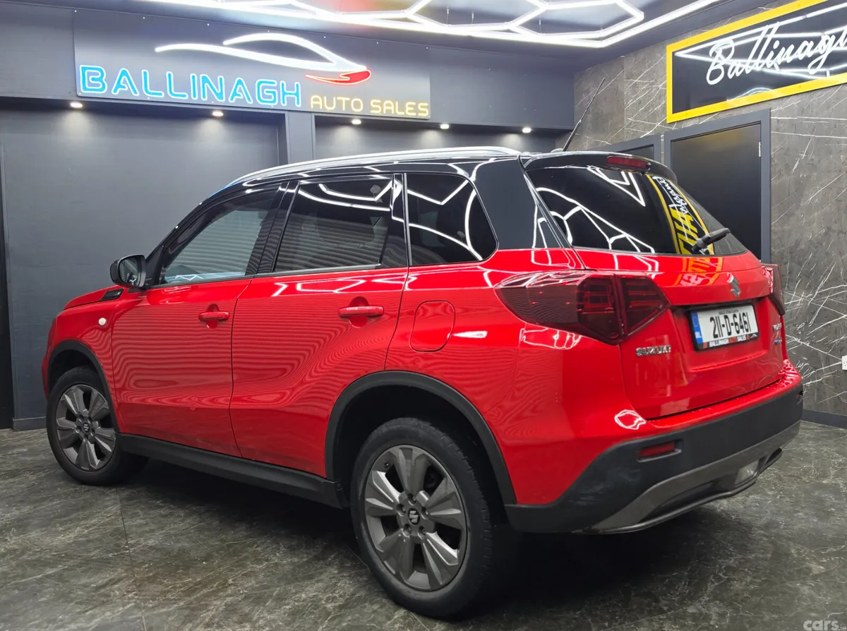 Suzuki Vitara SUV, Petrol, 2021, Red