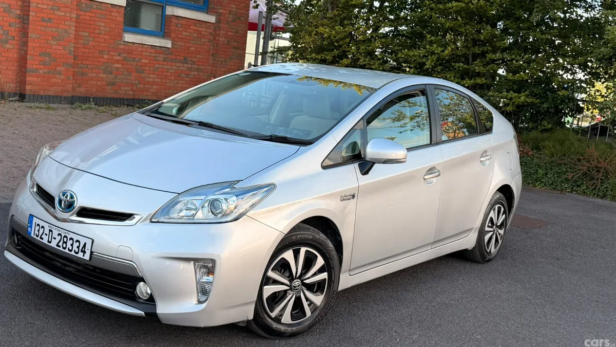 Toyota Prius Hatchback, Petrol Hybrid, 2013, Silver
