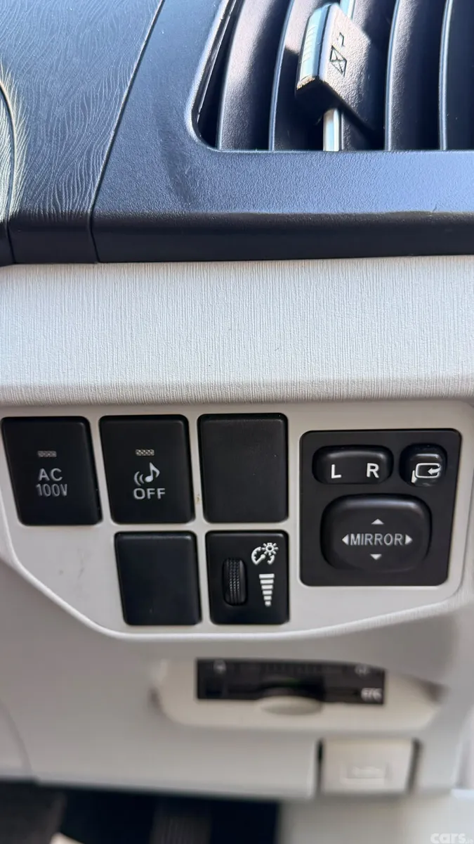Toyota Prius Hatchback, Petrol Hybrid, 2013, Silver