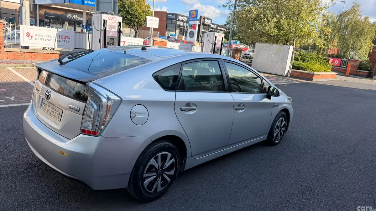 Toyota Prius Hatchback, Petrol Hybrid, 2013, Silver