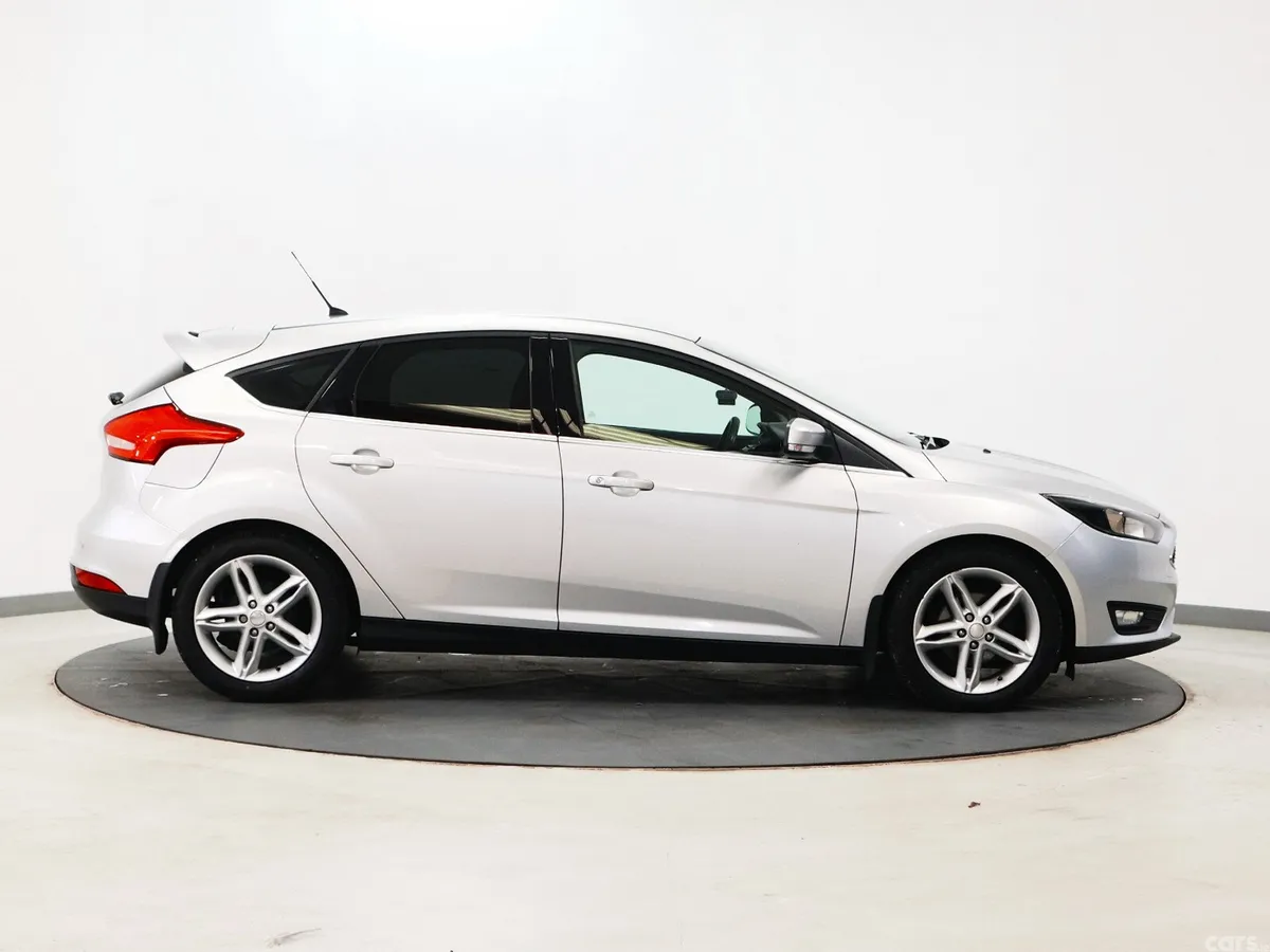 Ford Focus Hatchback, Diesel, 2016, Silver