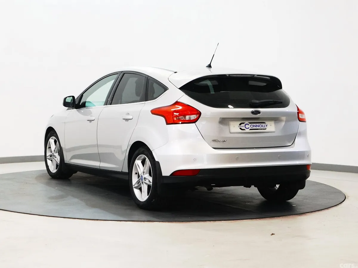 Ford Focus Hatchback, Diesel, 2016, Silver