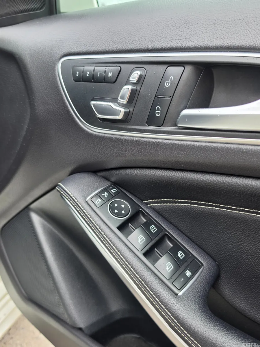 Mercedes-Benz A-Class Hatchback, Diesel, 2018, White