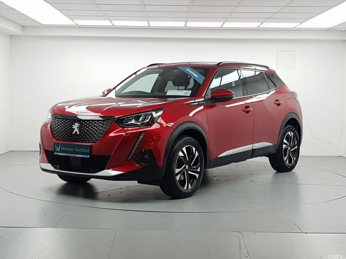 Peugeot 2008 MPV, Petrol, 2021, Red