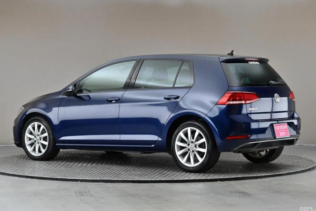 Volkswagen Golf Hatchback, Petrol, 2019, Blue
