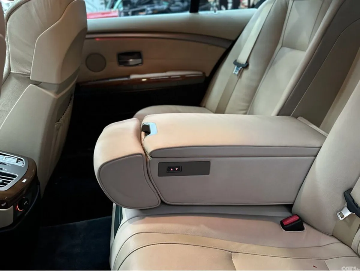 BMW 7-Series Saloon, Petrol, 2006, Black