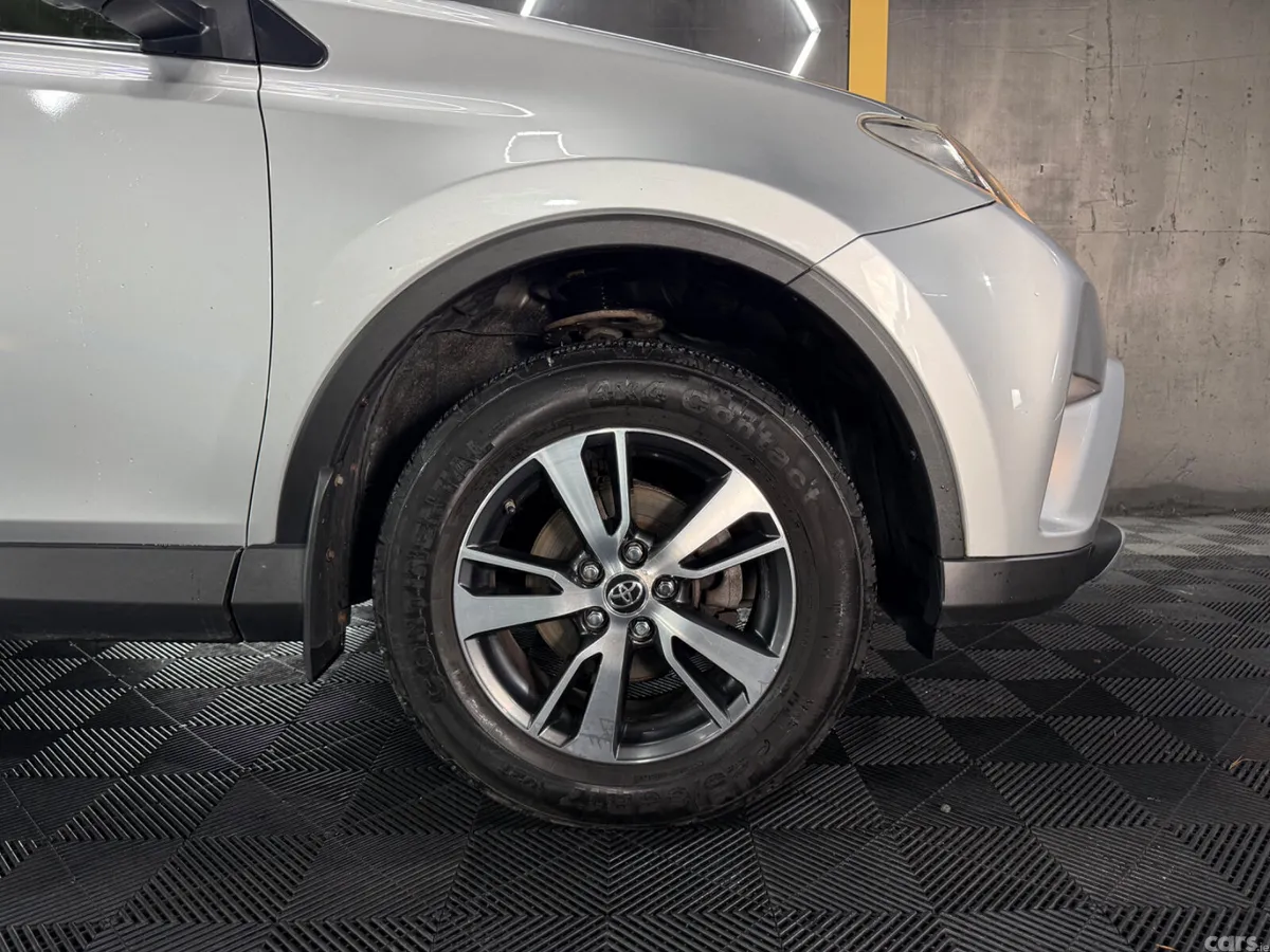 Toyota RAV4 SUV, Diesel, 2016, Silver