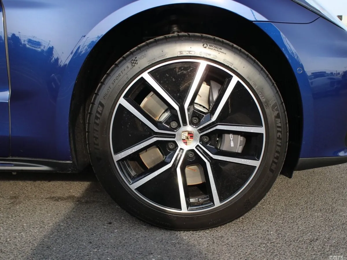 Porsche Panamera Saloon, Petrol Plug-in Hybrid, 2026, Blue