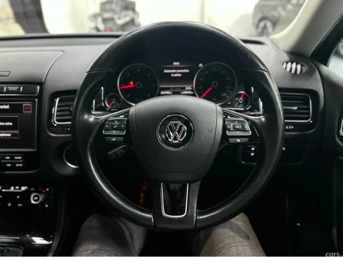 Volkswagen Touareg SUV, Diesel, 2018, White