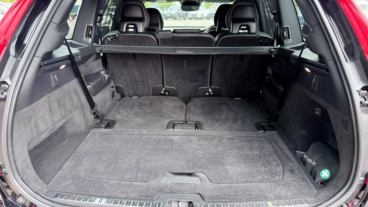 Volvo XC90 SUV, Petrol Plug-in Hybrid, 2020, Black