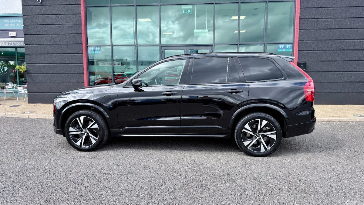 Volvo XC90 SUV, Petrol Plug-in Hybrid, 2020, Black