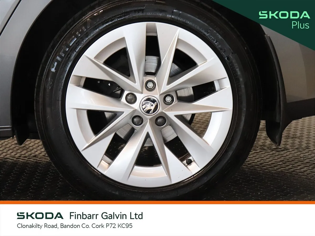 Skoda Octavia Estate, Diesel, 2024, Grey