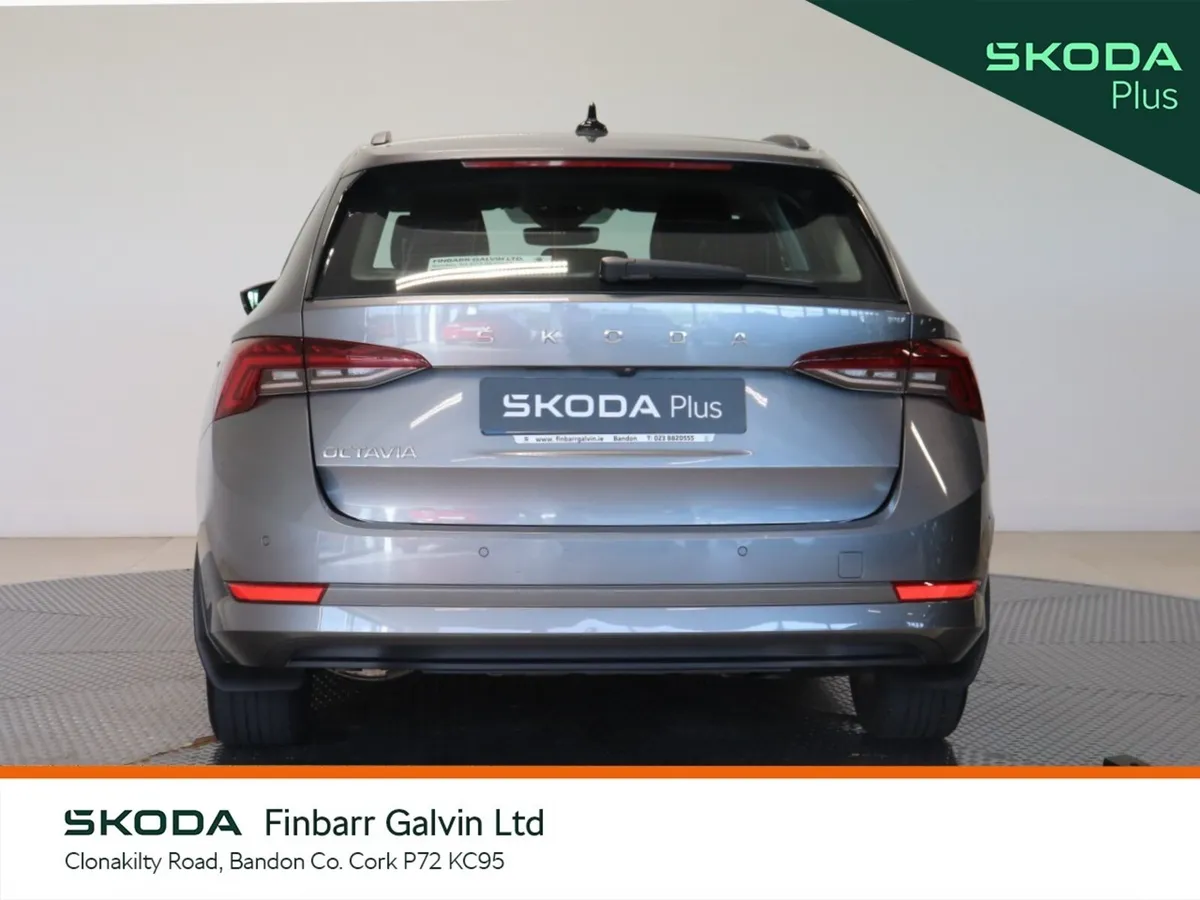 Skoda Octavia Estate, Diesel, 2024, Grey