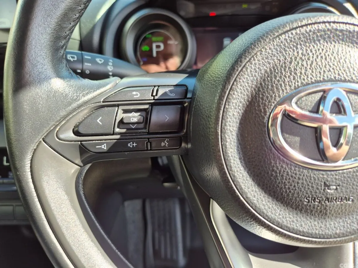 Toyota Yaris Cross SUV, Petrol Hybrid, 2023, Black