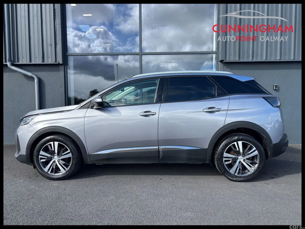 Peugeot 3008 MPV, Petrol, 2021, Grey