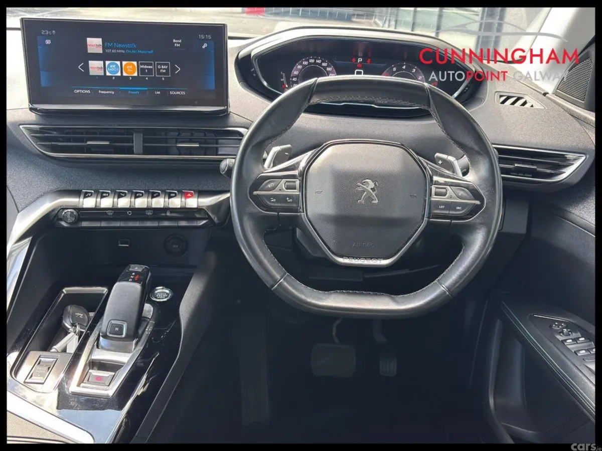 Peugeot 3008 MPV, Petrol, 2021, Grey