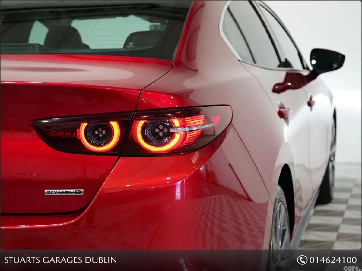 Mazda Mazda3 Saloon, Diesel, 2021, Red