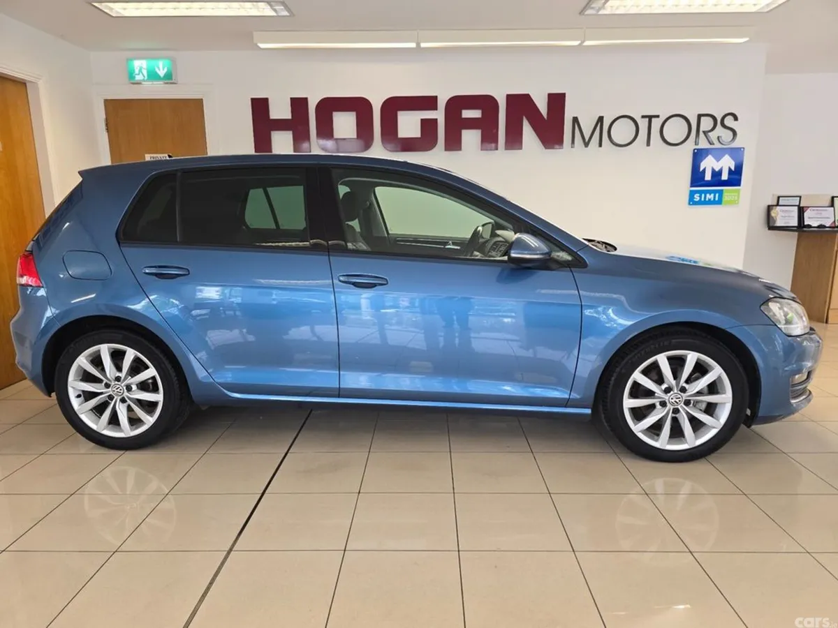 Volkswagen Golf Hatchback, Petrol, 2016, Blue
