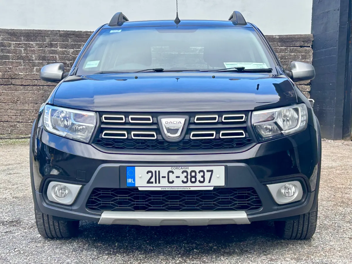 Dacia Sandero Stepway Hatchback, Diesel, 2021, Black