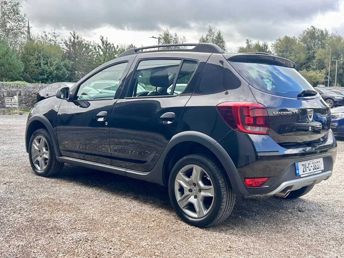 Dacia Sandero Stepway Hatchback, Diesel, 2021, Black