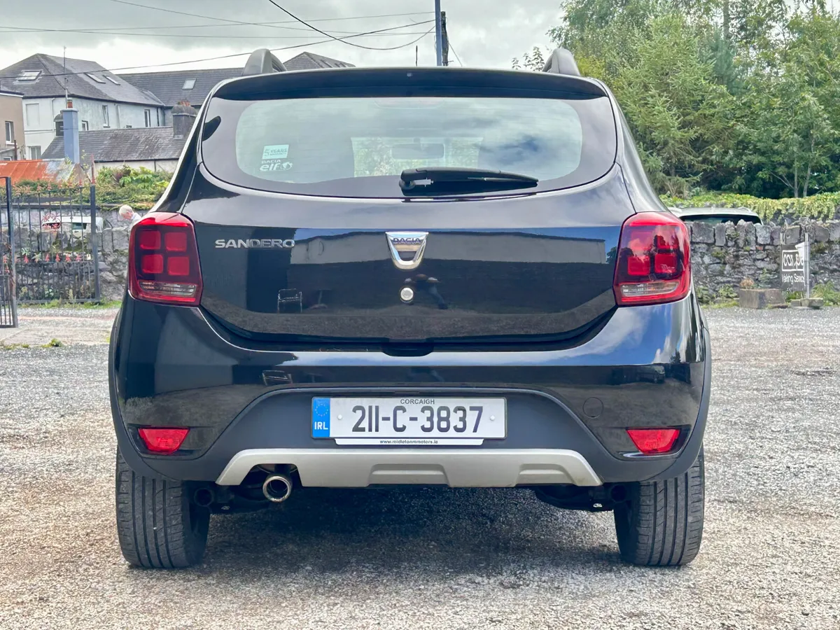 Dacia Sandero Stepway Hatchback, Diesel, 2021, Black