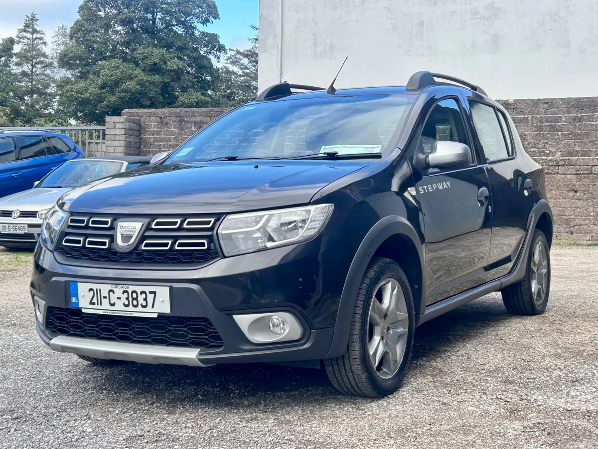 Dacia Sandero Stepway Hatchback, Diesel, 2021, Black