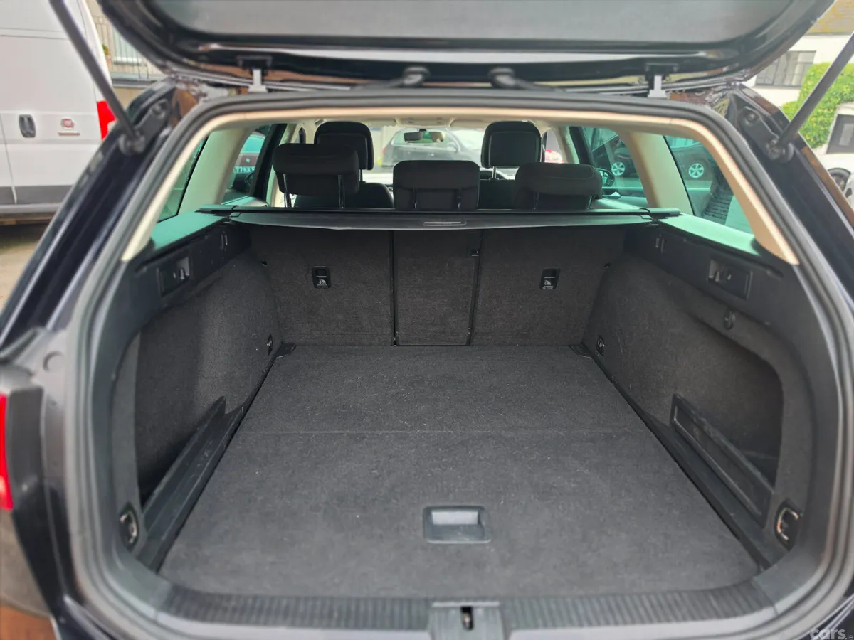 Volkswagen Passat Estate, Diesel, 2019, Black