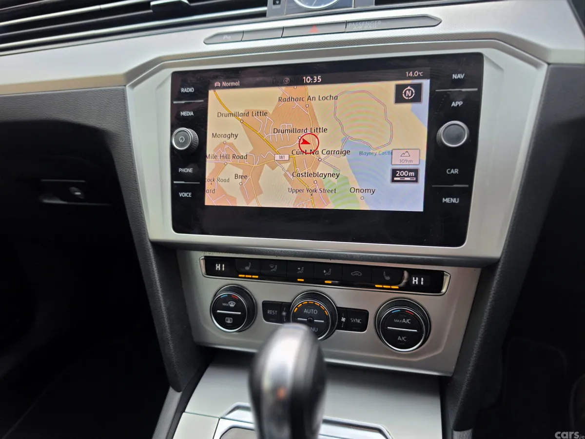 Volkswagen Passat Estate, Diesel, 2019, Black