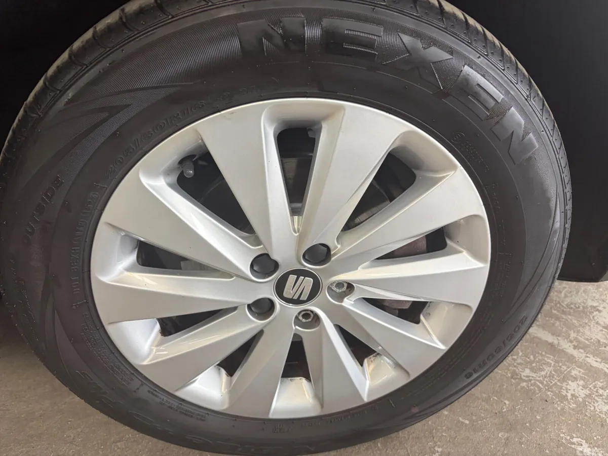 SEAT Arona SUV, Petrol, 2019, Grey