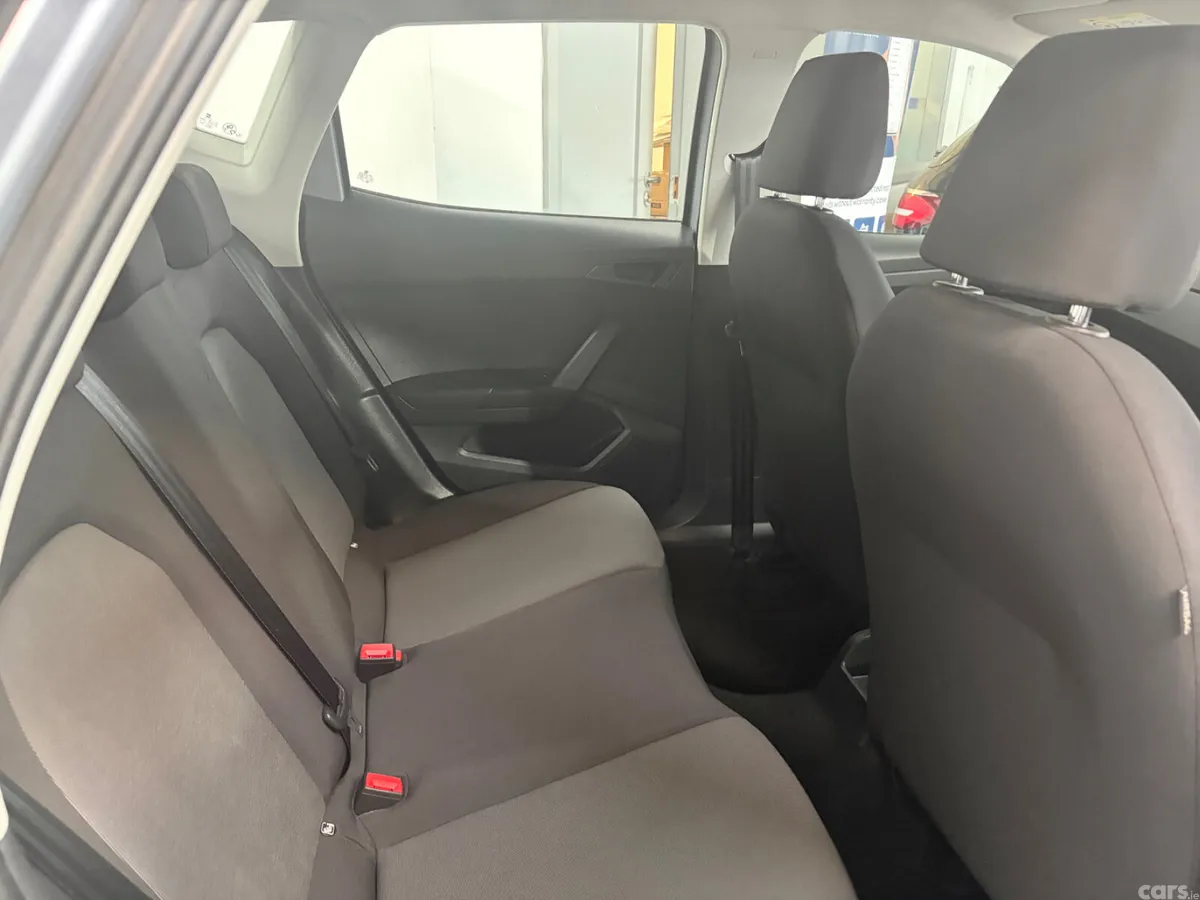 SEAT Arona SUV, Petrol, 2019, Grey