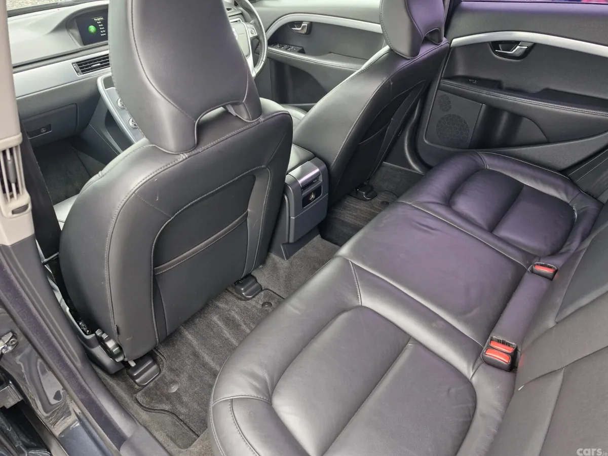 Volvo V70 Estate, Diesel, 2016, Grey