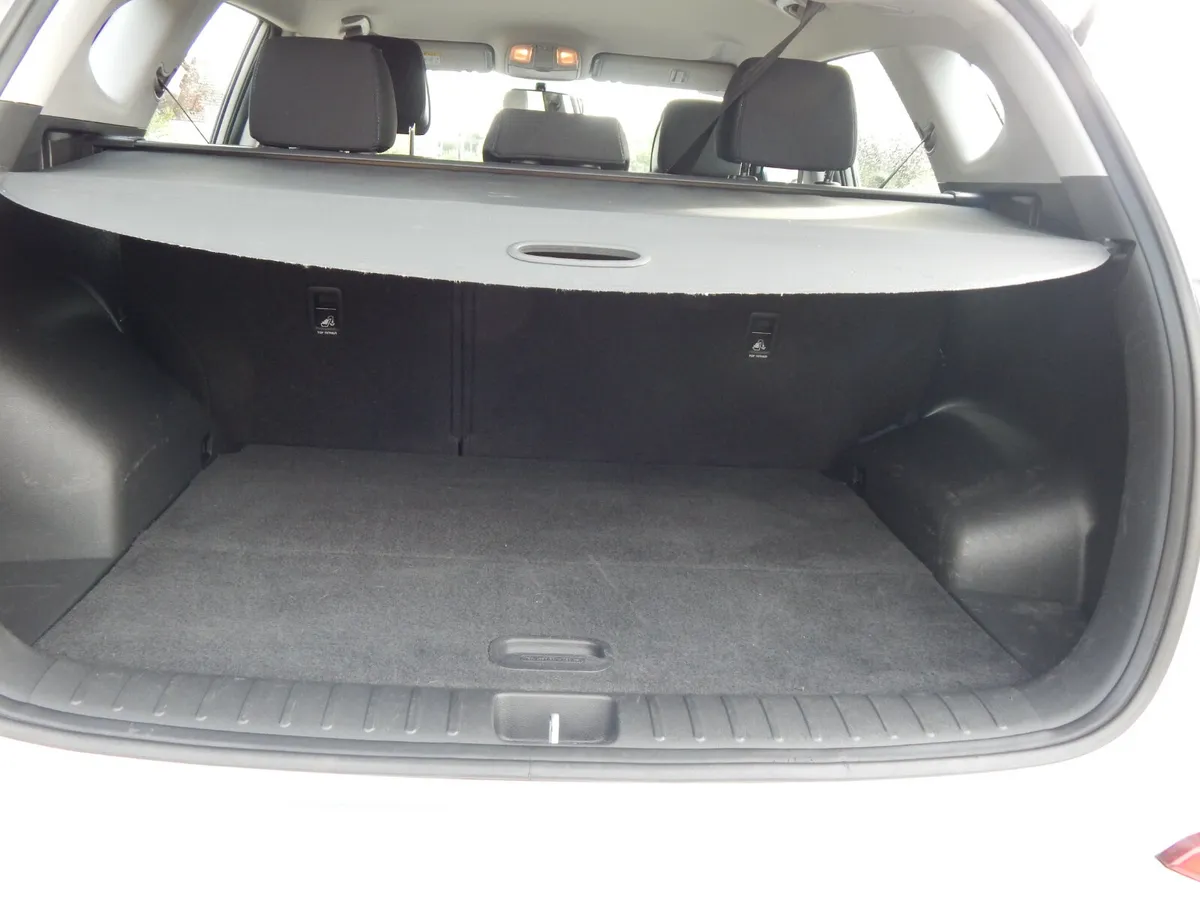 Hyundai Tucson SUV, Diesel, 2016, Silver