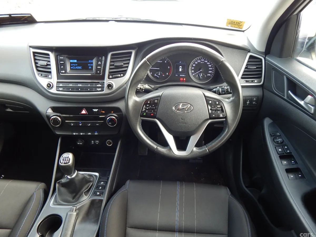 Hyundai Tucson SUV, Diesel, 2016, Silver