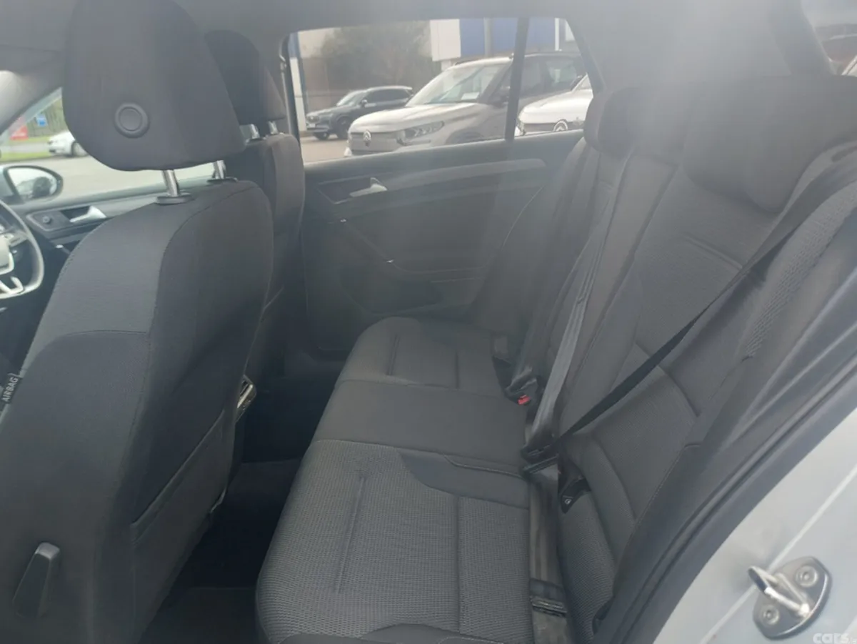Volkswagen Golf Hatchback, Diesel, 2019, Grey