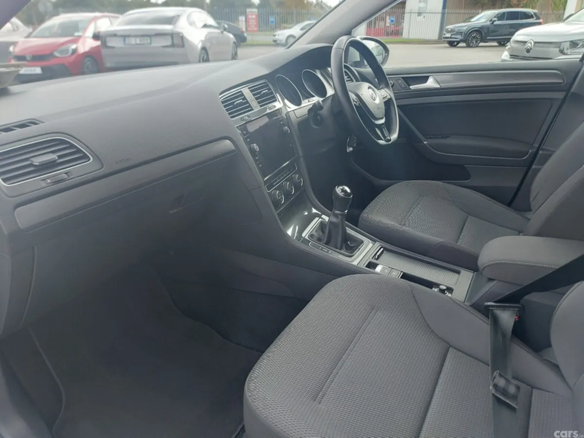 Volkswagen Golf Hatchback, Diesel, 2019, Grey