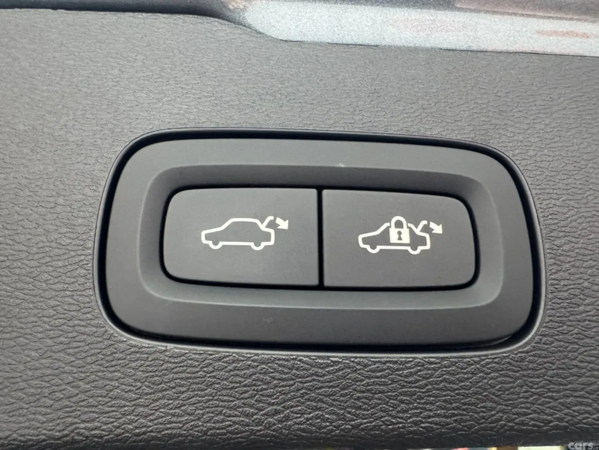 Volvo V60 Estate, Petrol Hybrid, 2020, Grey