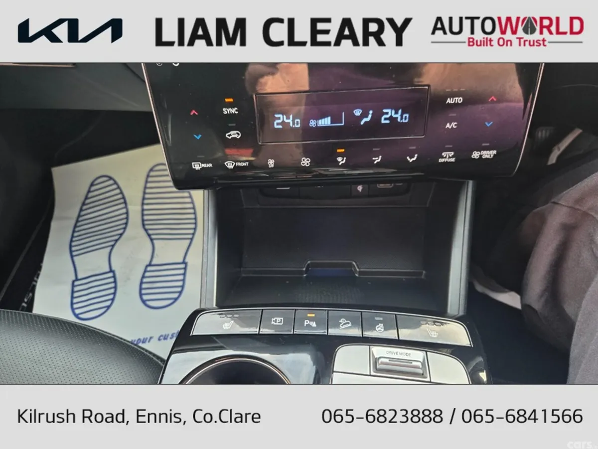 Hyundai Tucson MPV, Petrol Hybrid, 2022, Brown