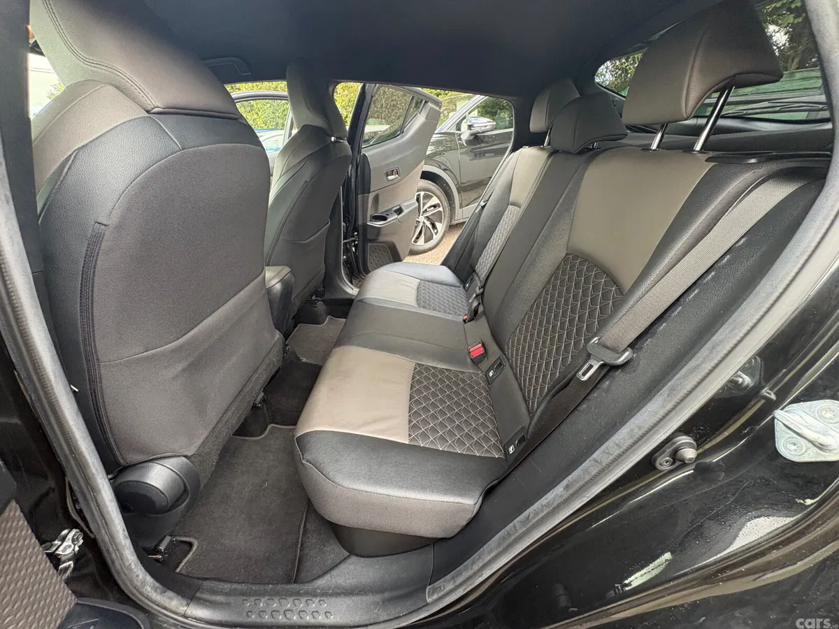 Toyota C-HR Hatchback, Petrol Hybrid, 2022, Black
