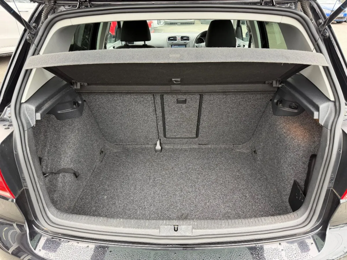 Volkswagen Golf Hatchback, Petrol, 2013, Black