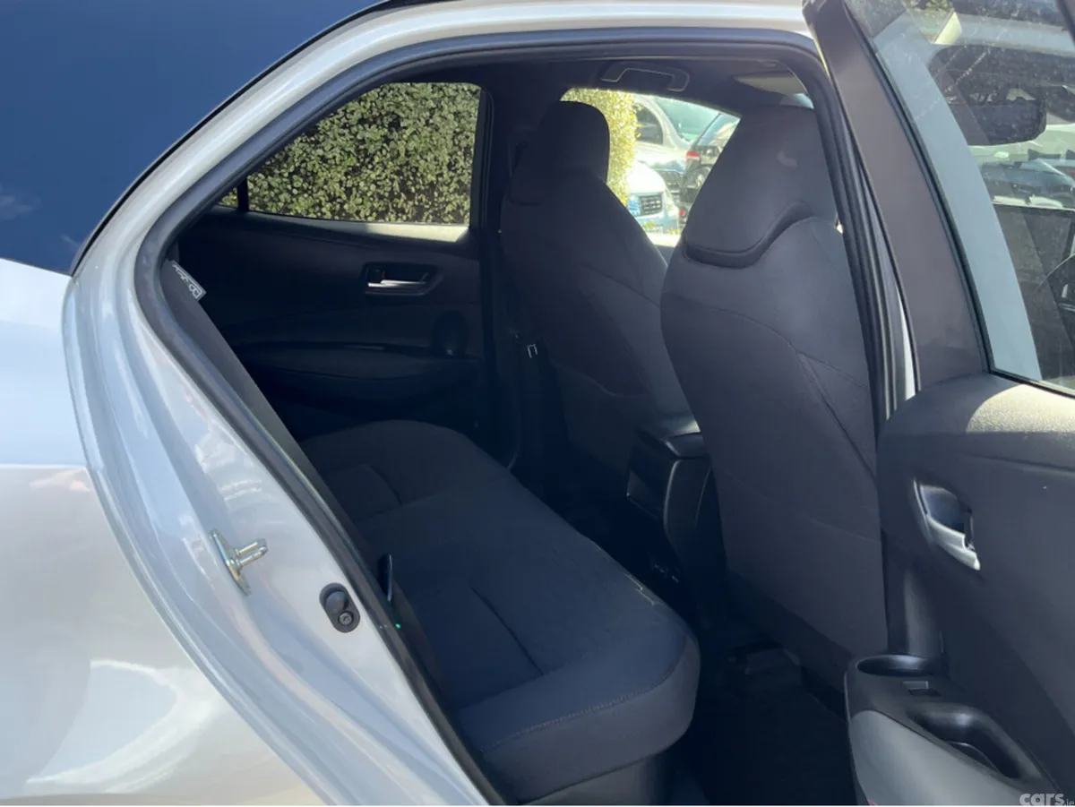 Toyota Corolla Hatchback, Petrol Hybrid, 2023, White