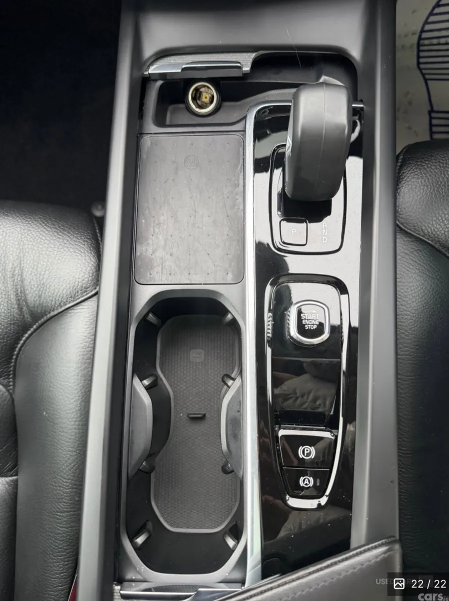 Volvo XC60 SUV, Petrol Hybrid, 2023, Black