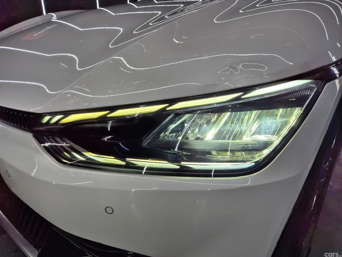 Kia EV6 MPV, Electric, 2023, White