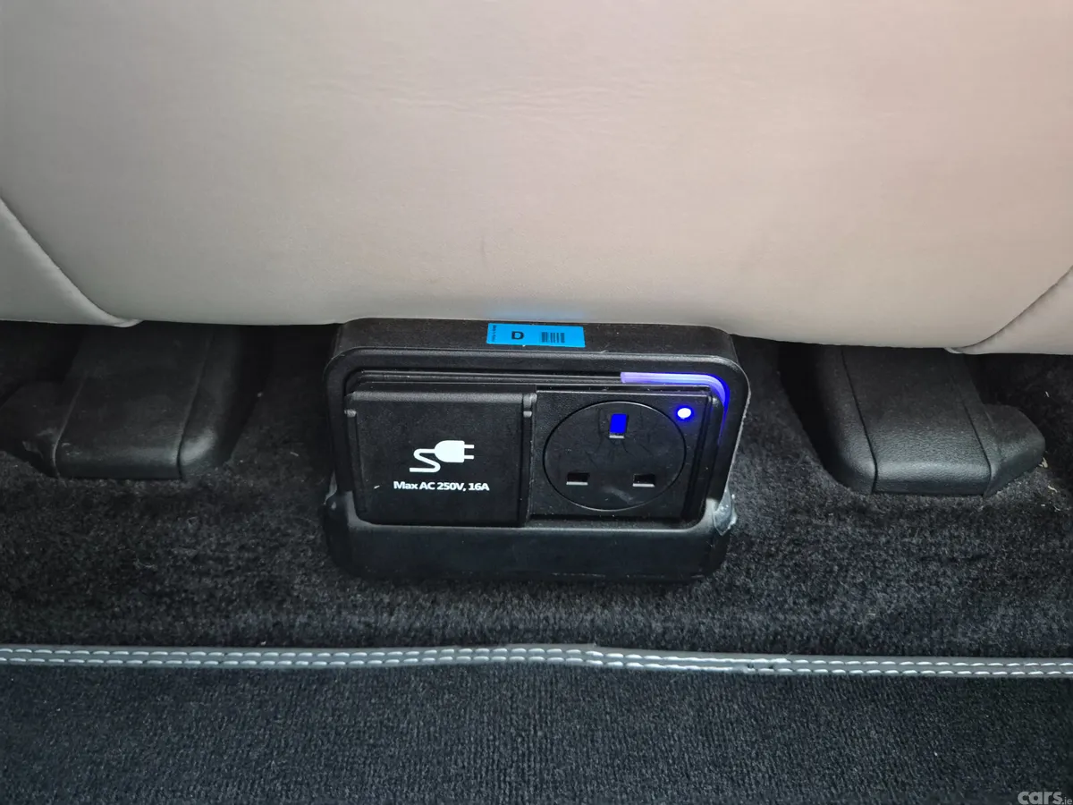Kia EV6 MPV, Electric, 2023, White