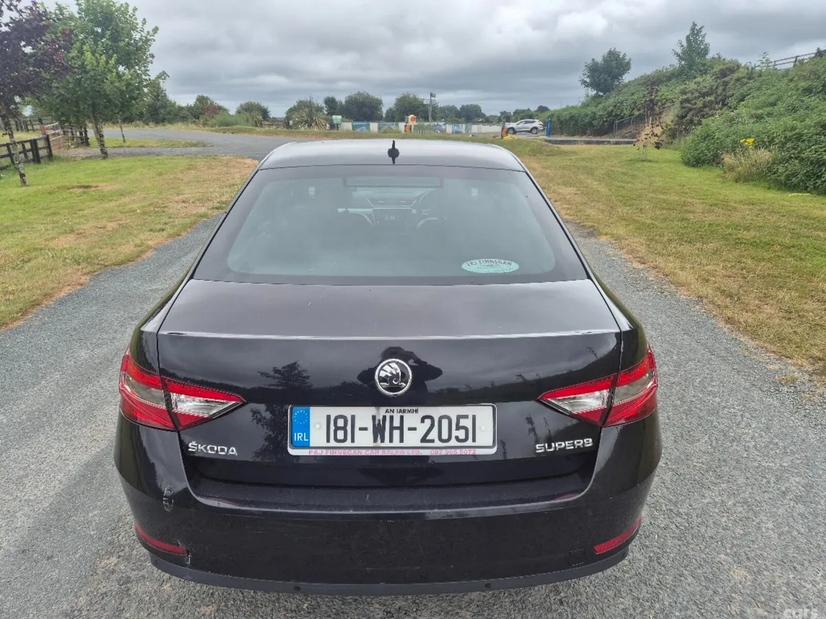 Skoda Superb Hatchback, Diesel, 2018, Black