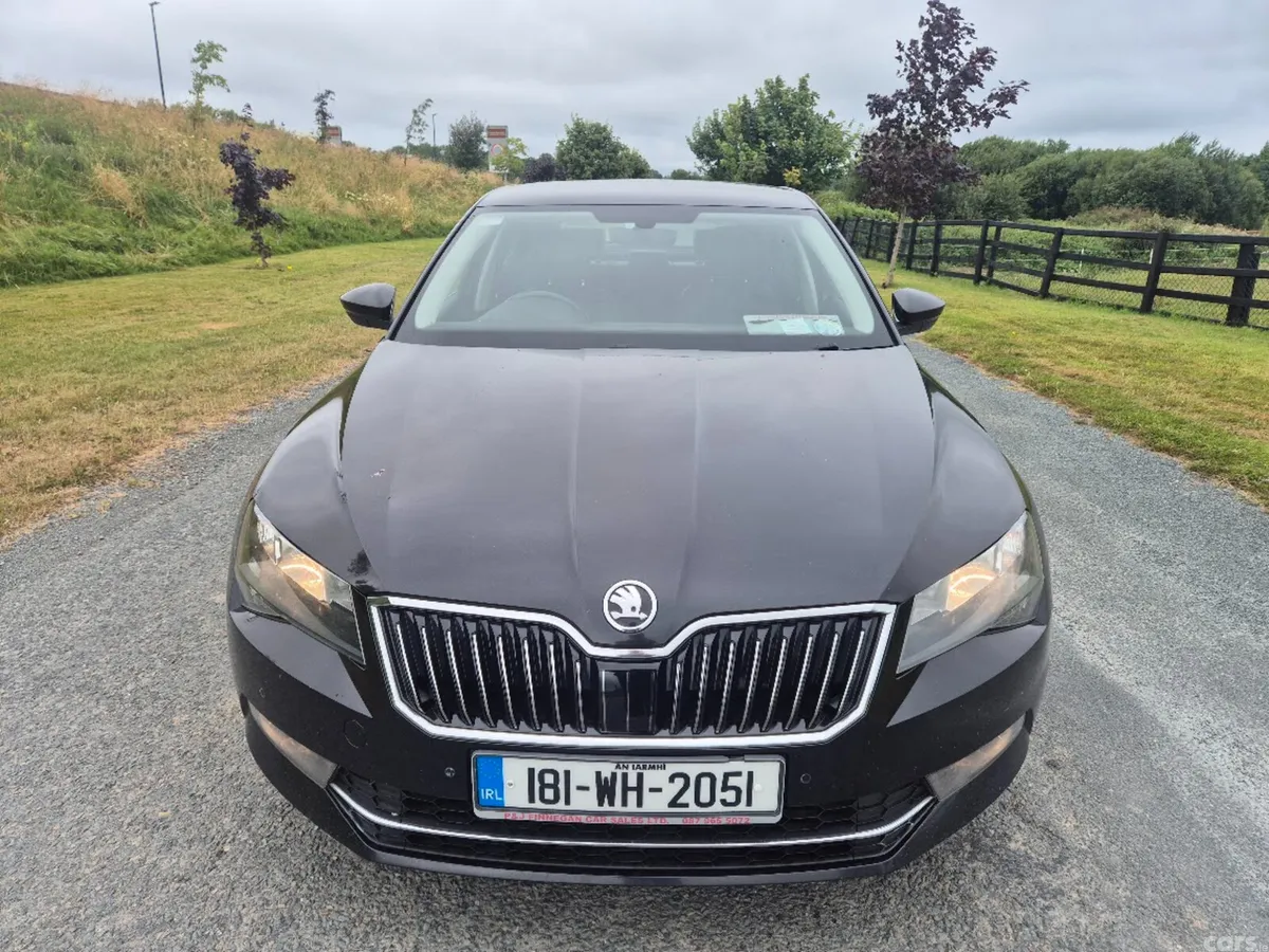 Skoda Superb Hatchback, Diesel, 2018, Black