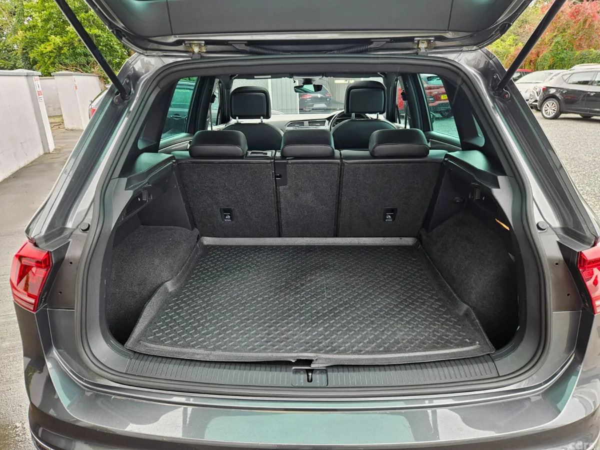 Volkswagen Tiguan SUV, Diesel, 2017, Grey