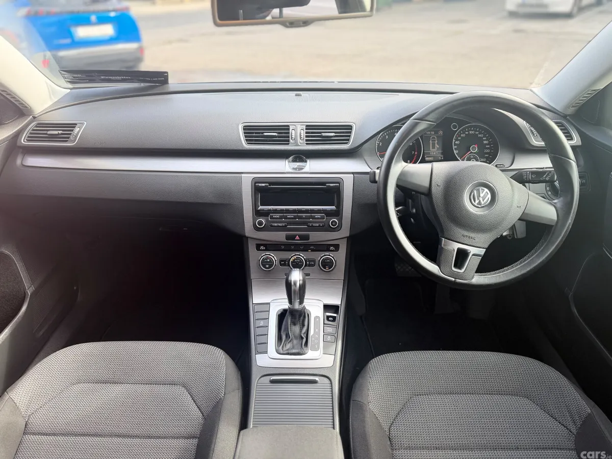 Volkswagen Passat Estate, Petrol, 2014, Silver